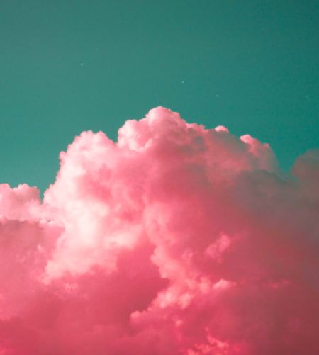 Gli stupendi colori rosa e azzurro di una nuvola in cielo. Raffaela Marescalco ti guiderà attraverso questi colori.